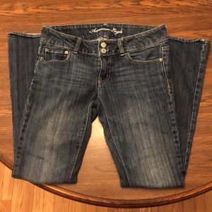 America Eagle Artist stretch bootcut jean size 6